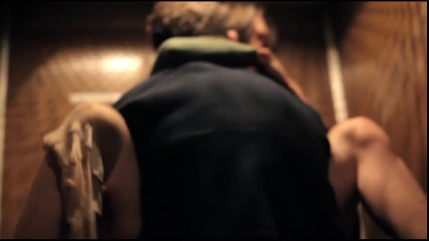 Бурный секс в лифте