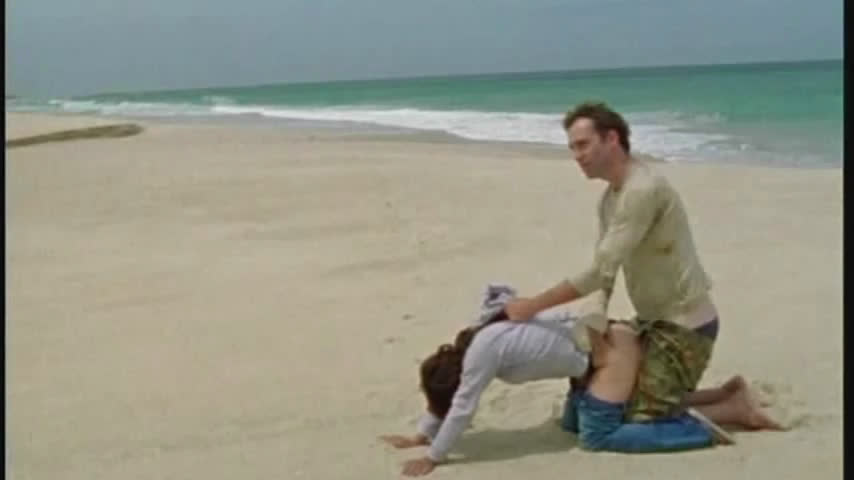 Порно видео мужчина дрочил на нудистском пляже